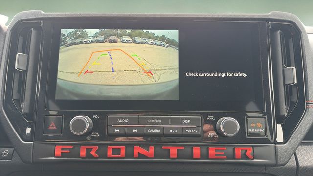 Used 2026 Nissan Frontier PRO-4X AWD/4WD image 17