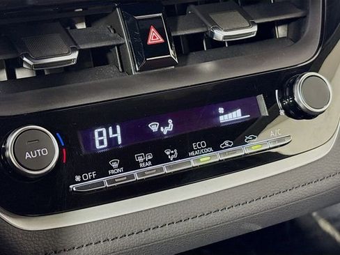 Used 2024 Toyota Corolla XSE image 17