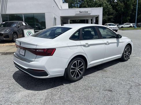 New 2025 Volkswagen Jetta Sport FWD image 4