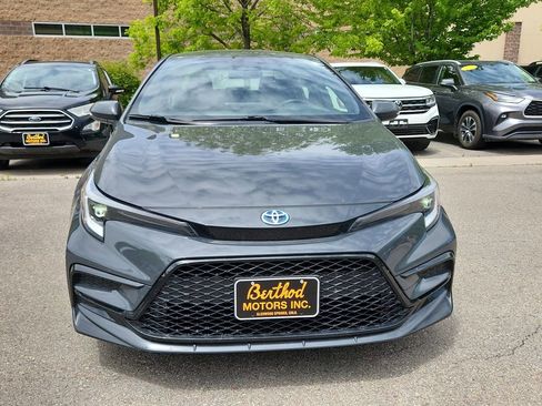 Used 2024 Toyota Corolla SE w/ Convenience Package AWD/4WD image 5