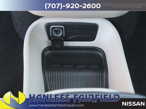 Used 2023 Chrysler Pacifica Touring-L FWD image 22