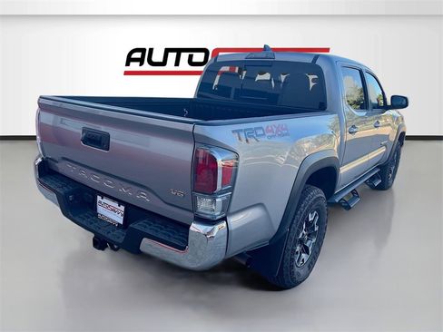 Used 2021 Toyota Tacoma TRD Off-Road image 7