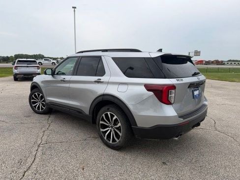 Used 2022 Ford Explorer ST-Line w/ Class IV Trailer Tow Package AWD/4WD image 7