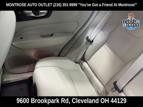 Certified 2024 Volvo XC60 B5 Plus w/ Protection Package Premier AWD/4WD image 32