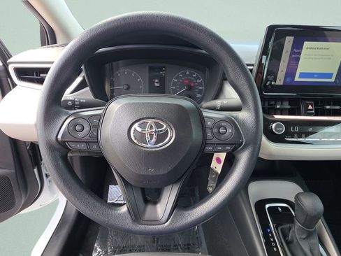 Used 2025 Toyota Corolla LE image 15