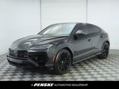 Used 2025 Lamborghini Urus SE