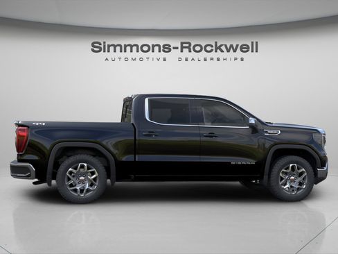 New 2026 GMC Sierra 1500 SLE image 5