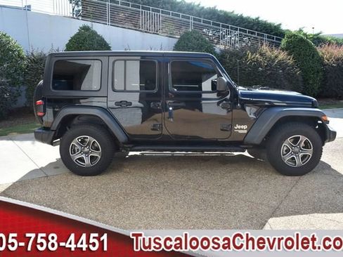 Used 2018 Jeep Wrangler Unlimited Sport S image 11