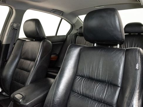 Used 2011 Honda Accord EX-L image 12
