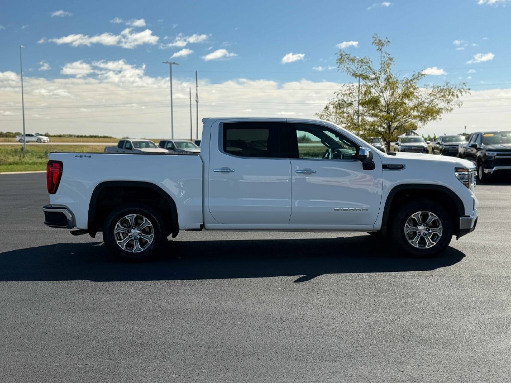 Used 2025 GMC Sierra 1500 SLT AWD/4WD image 6