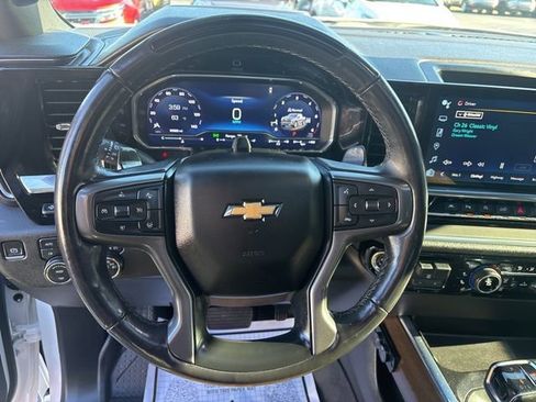 Used 2024 Chevrolet Silverado 1500 High Country image 39
