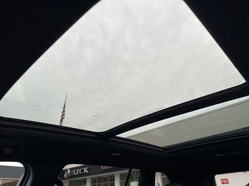 Used 2024 GMC Acadia AT4 w/ Super Cruise Package image 38