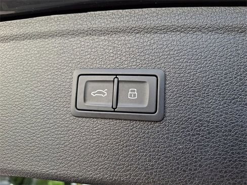 Certified 2023 Audi Q5 2.0T Premium Plus w/ Premium Plus Package image 28
