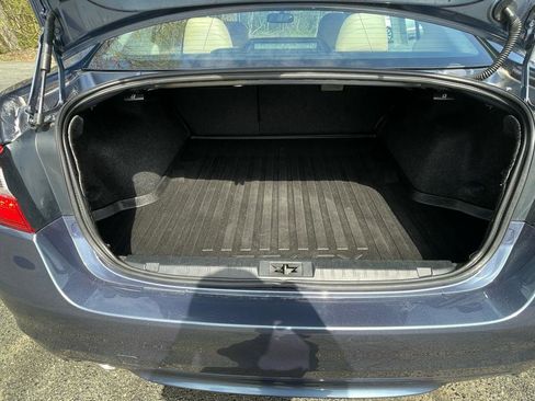 Used 2015 Subaru Legacy 2.5i Limited w/ Popular Package #4 image 23