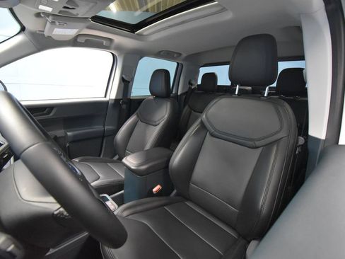 Used 2024 Ford Maverick Lariat w/ Black Appearance Package image 23