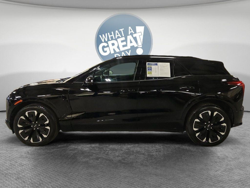 Certified 2026 Chevrolet Blazer EV RS w/ Super Cruise Package AWD/4WD image 8