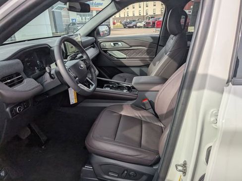 New 2026 Ford Explorer Platinum w/ LUX Leather Package image 13