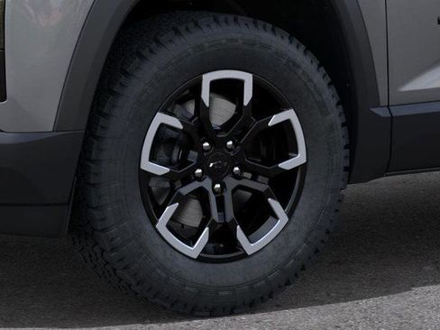 New 2026 Chevrolet Equinox ACTIV image 33