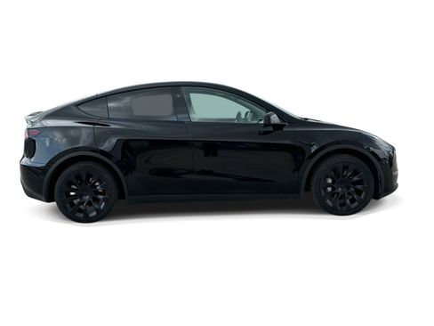 Certified 2023 Tesla Model Y Long Range AWD/4WD image 7