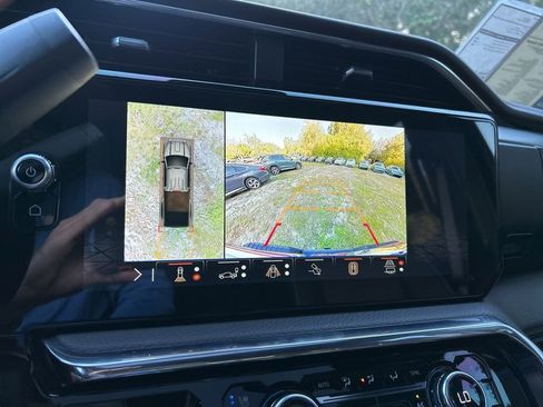 Used 2025 GMC Sierra 3500 Denali w/ Denali Reserve Package image 33