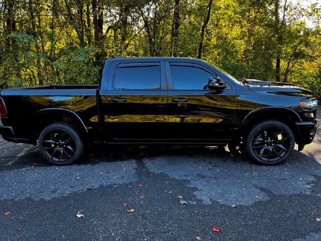 Used 2025 RAM 1500 Laramie w/ Night Edition AWD/4WD image 5