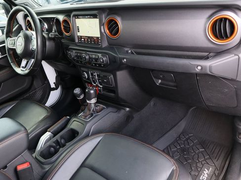 Used 2020 Jeep Gladiator Mojave AWD/4WD image 27