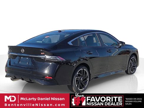 New 2026 Nissan Sentra SR w/ SR Premium Package FWD image 5