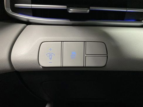 New 2026 Hyundai Elantra Limited image 26