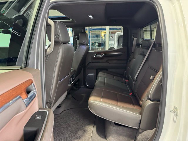Used 2023 GMC Sierra 1500 Denali w/ Denali Reserve Package AWD/4WD image 8