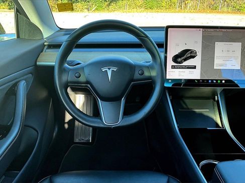 Used 2019 Tesla Model 3 Long Range image 8