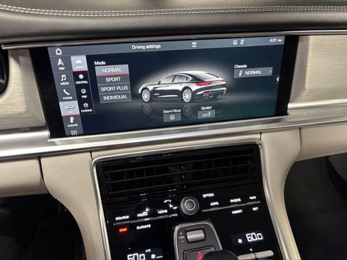 Used 2018 Porsche Panamera 4S AWD/4WD image 15