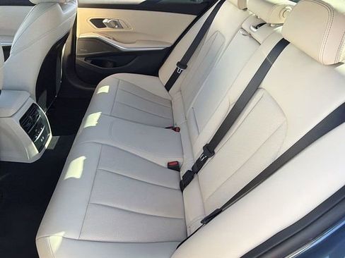 Certified 2025 BMW 330i Sedan w/ Convenience Package image 19