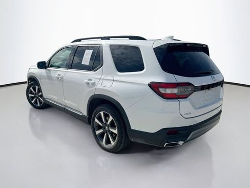 Used 2025 Honda Pilot Elite image 6