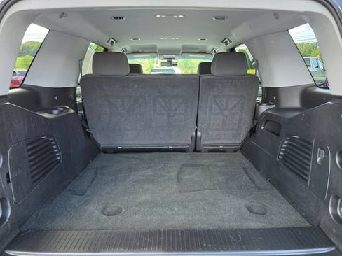 Used 2019 Chevrolet Tahoe LS AWD/4WD image 5