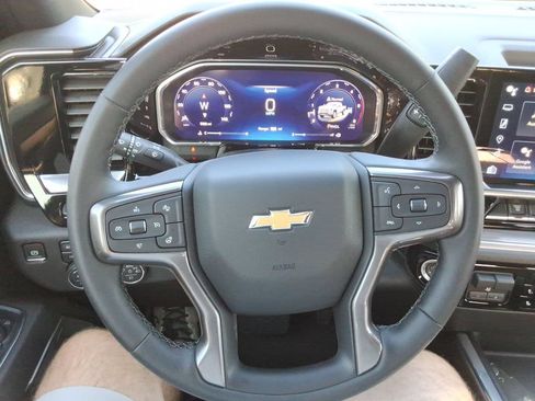 Used 2026 Chevrolet Silverado 2500 High Country w/ High Country Premium Package AWD/4WD image 28