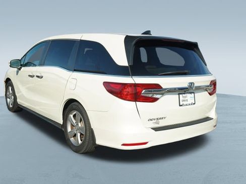 Used 2018 Honda Odyssey EX-L image 5