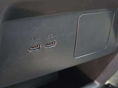 Certified 2025 Buick Enclave Preferred FWD image 45