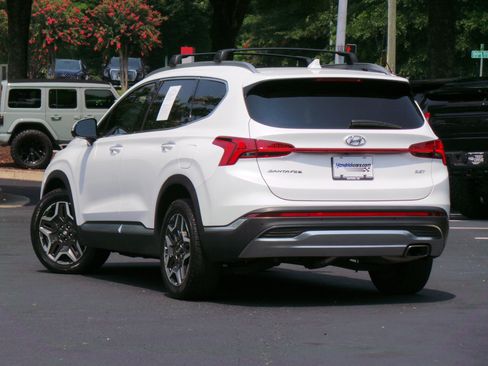 Used 2022 Hyundai Santa Fe Limited FWD image 3