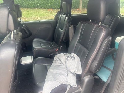 Used 2019 Dodge Grand Caravan GT image 10