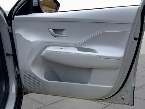 Certified 2026 Hyundai Kona SE FWD image 23