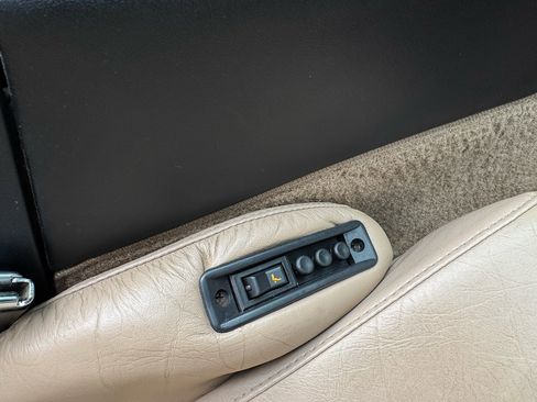 Used 1992 Chevrolet Corvette Convertible image 23