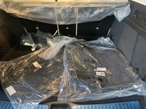 New 2026 Mercedes-Benz GLE 450 4MATIC image 18