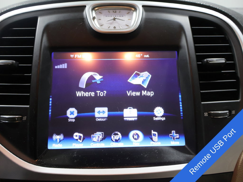 Used 2013 Chrysler 300 AWD w/ Driver Convenience Group image 4
