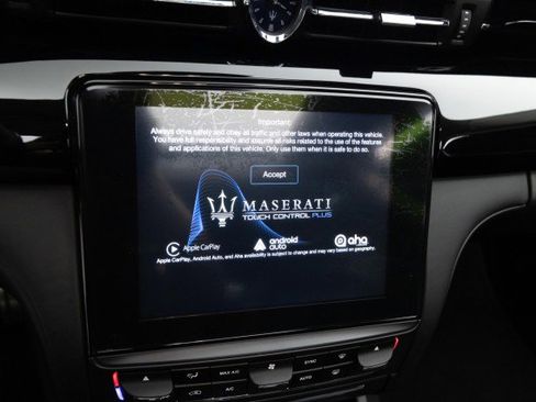 Used 2017 Maserati Quattroporte S GranSport Q4 image 18