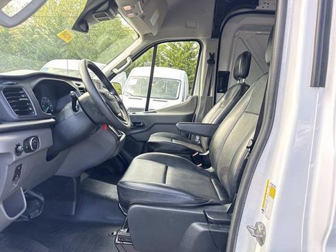 Used 2025 Ford Transit 250 148 High Roof AWD image 12