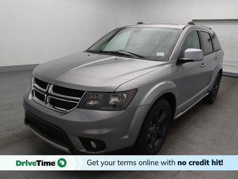 Used 2020 Dodge Journey Crossroad image 1