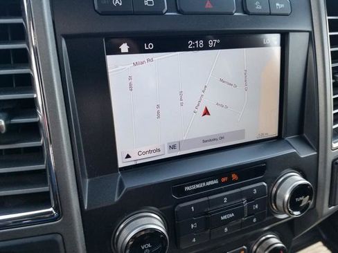 Used 2019 Ford F150 Raptor w/ Equipment Group 802A Luxury AWD/4WD image 21