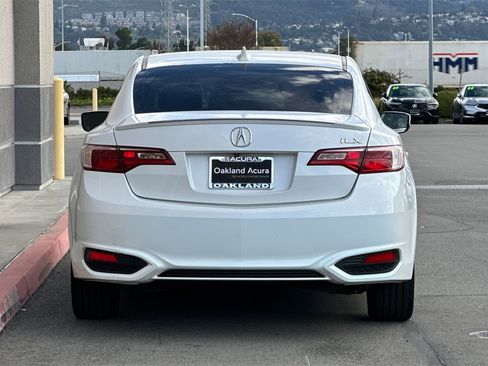 Used 2016 Acura ILX image 5