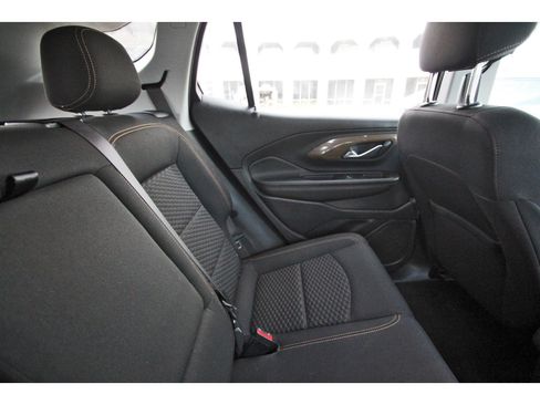 Used 2021 GMC Terrain SLE w/ Driver Convenience Package FWD image 13