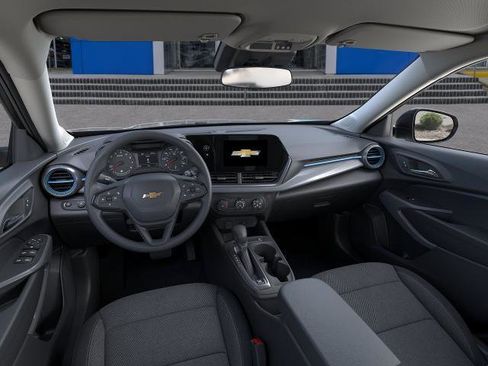New 2026 Chevrolet Trax LS w/ Driver Confidence Package FWD image 39